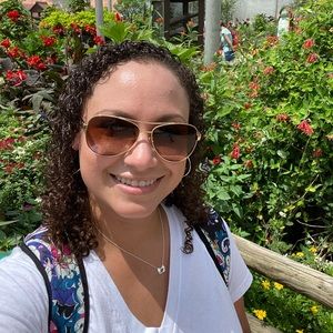 Meet your Posher, Amanda